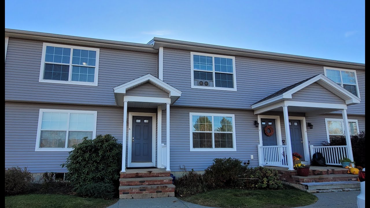 Newer End Unit Condo Style 2 BR 1.5 BA w/full basement - 10 Lupine Ln #6 Brewer
